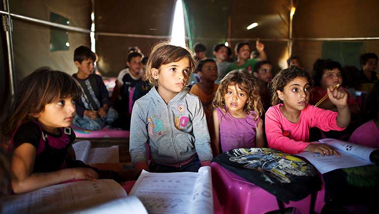 Refugee-Run School In Egypt Supports Syrians Who Have Fallen Behind, Been Bulliedimage