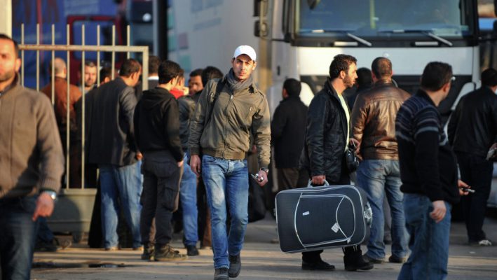 Turkey Reportedly Reopens Border Crossing for Syrian Refugeesimage