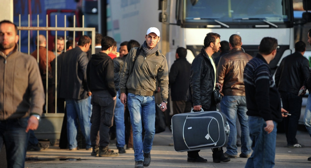 Turkey Reportedly Reopens Border Crossing for Syrian Refugeesimage