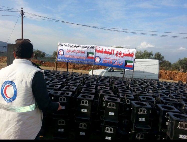 Kuwait Red Crescent Society distributes aid to Syrian refugees in Lebanonimage