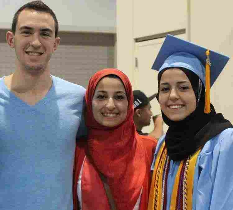 Slain US Muslim planned to help Syrian refugeesimage