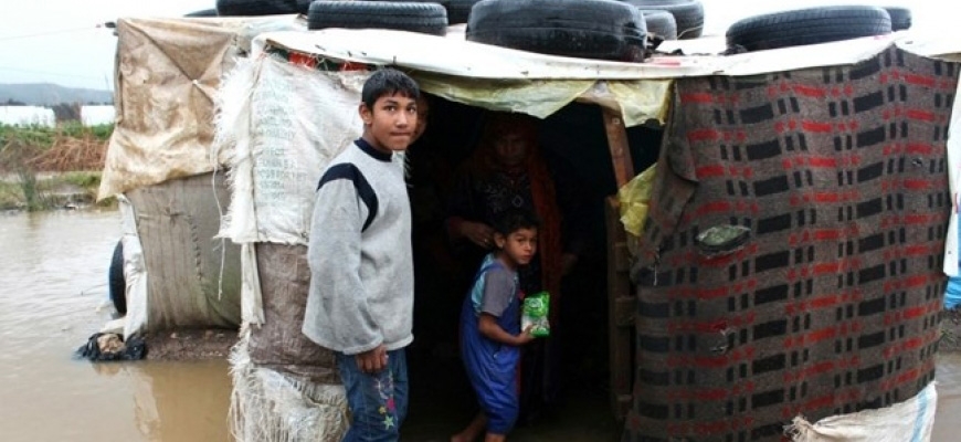 Bahrain donates housing units for Syrian refugees in Lebanonimage