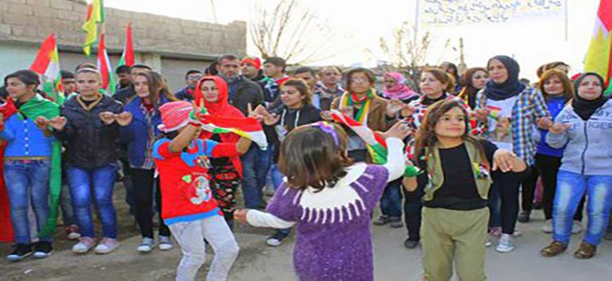 Syrian Children dancing and singing in therapeutic Festivalimage