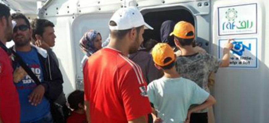 “Raf” continue to provide aid for Syrians fleeing to Europeimage