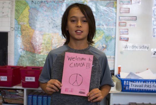 Kids welcome Syrian refugees with messages ‘from the heart’