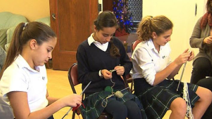 Westmount private school knits tuques for Syrian refugeesimage
